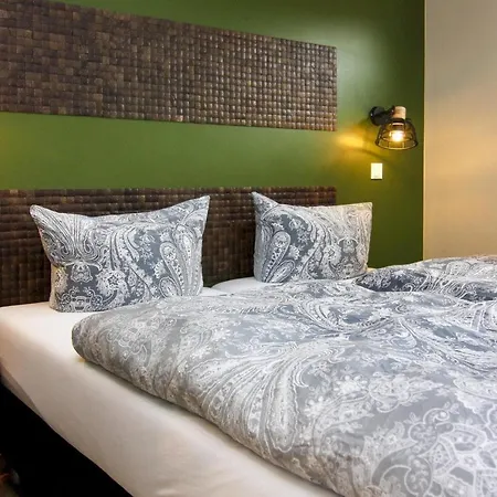 In Glowne With Balcony Or Terrace غلوفي